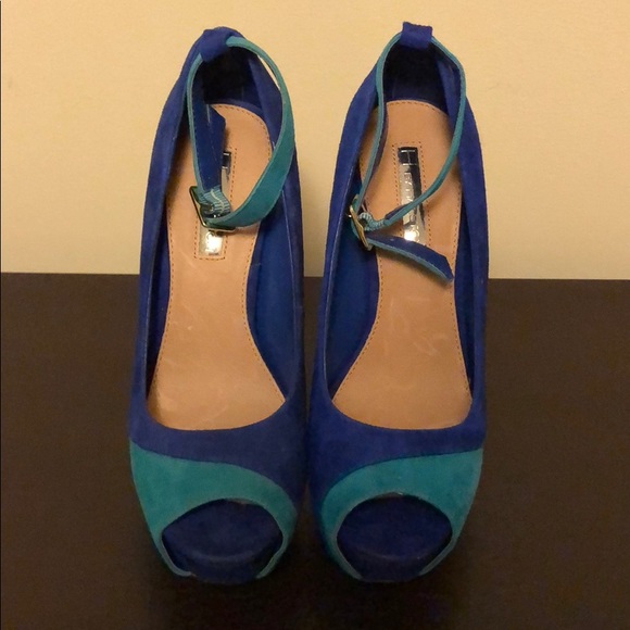 Halston shoes - Picture 2 of 4